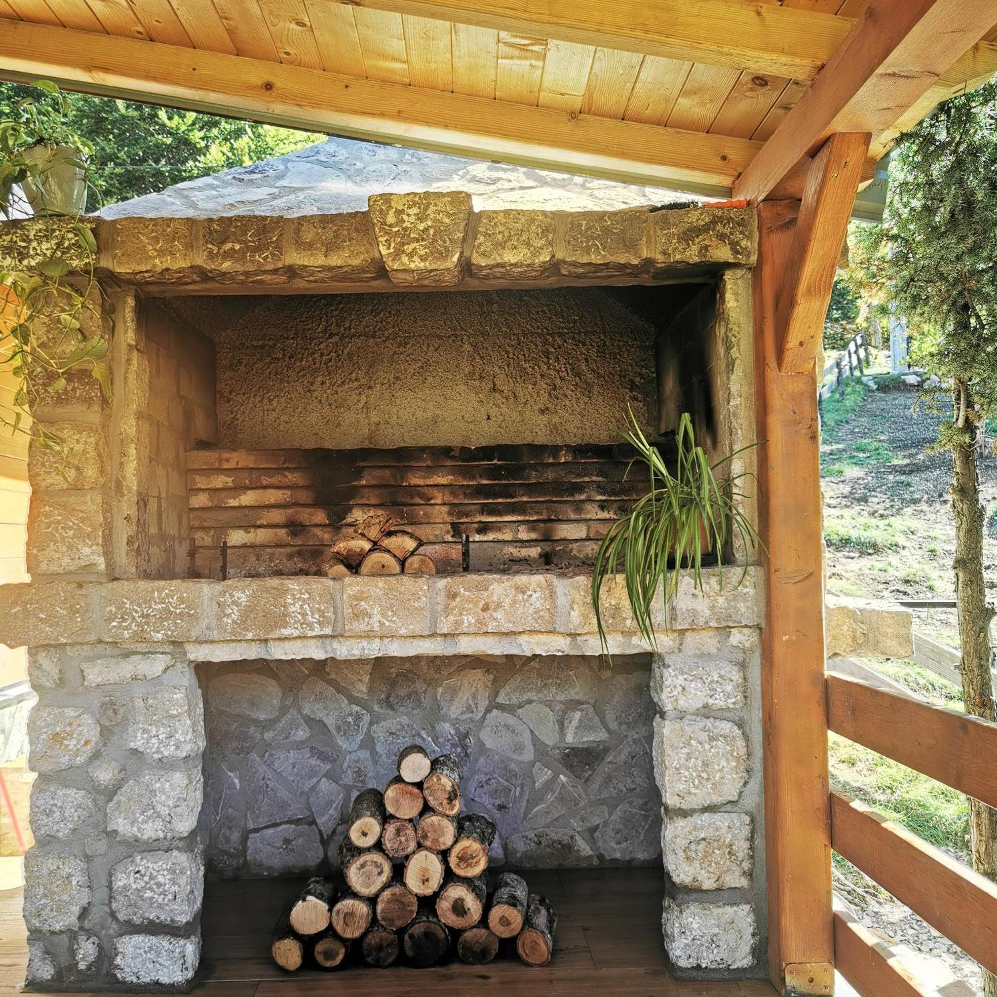 Apartamento Oasis Of Peace Cetinje Exterior foto