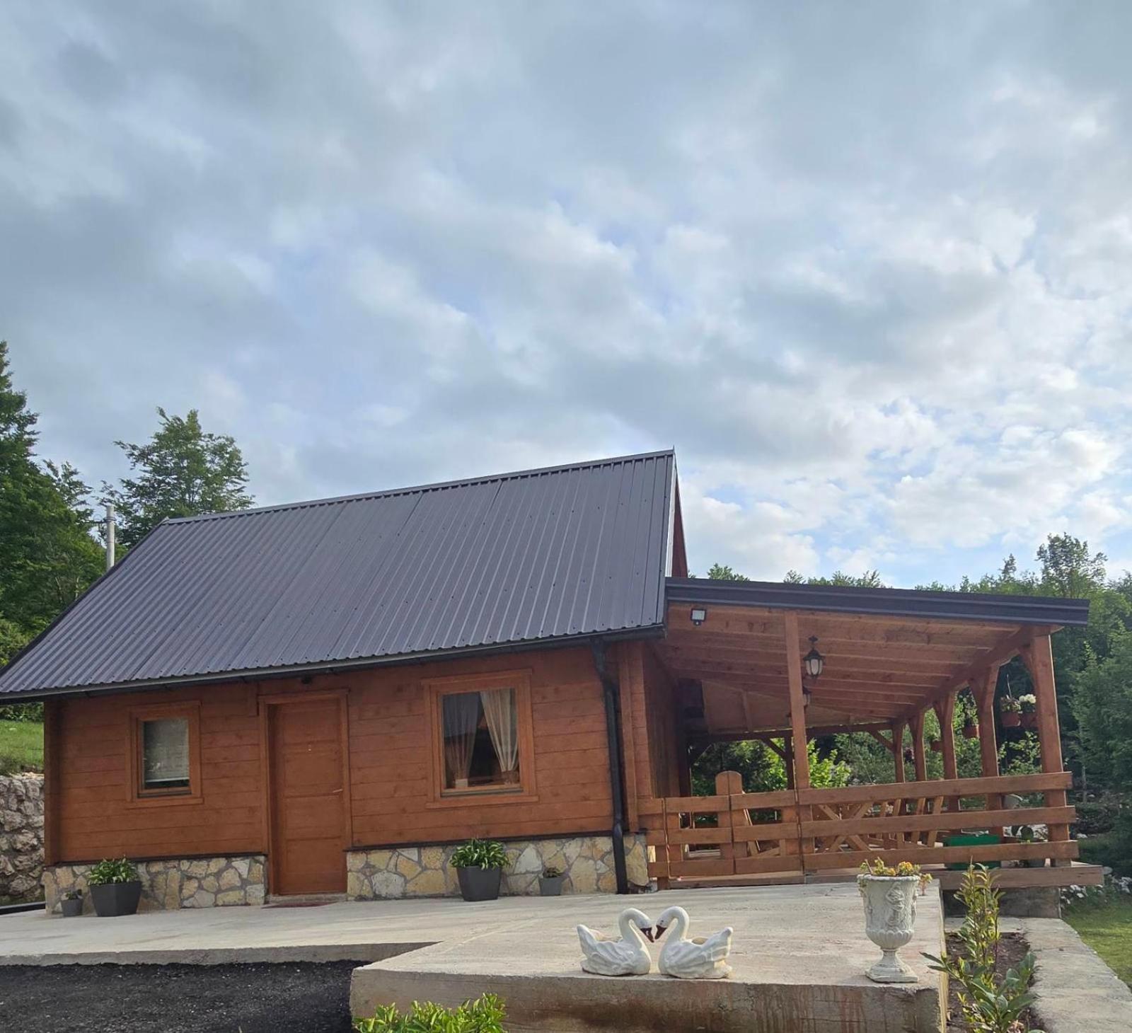Apartamento Oasis Of Peace Cetinje Exterior foto